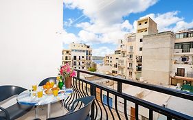 Seashells 2 Bedroom Apartments With Terrace, Just Off The Bugibba Promenade - By Getwaysmalta